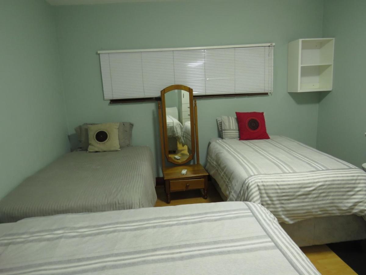 The Musafer Travel Lodge Питърмарицбург Екстериор снимка