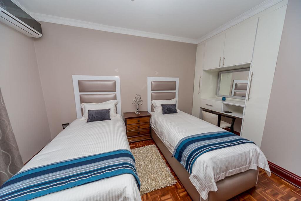 The Musafer Travel Lodge Питърмарицбург Екстериор снимка