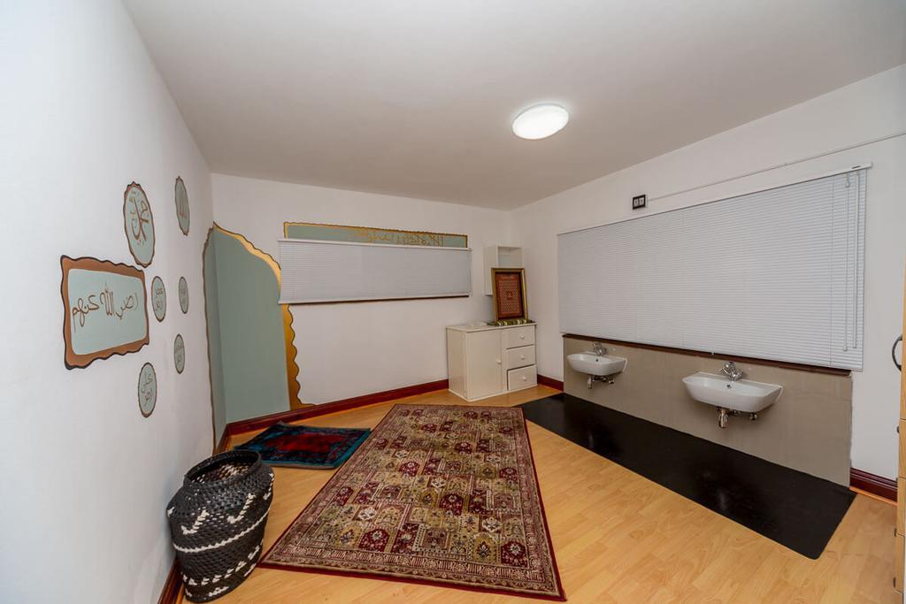 The Musafer Travel Lodge Питърмарицбург Екстериор снимка