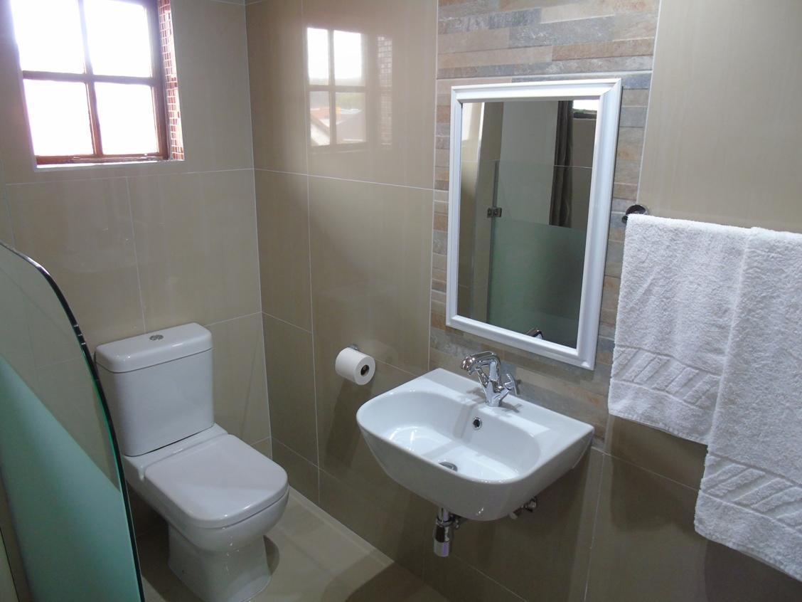 The Musafer Travel Lodge Питърмарицбург Екстериор снимка