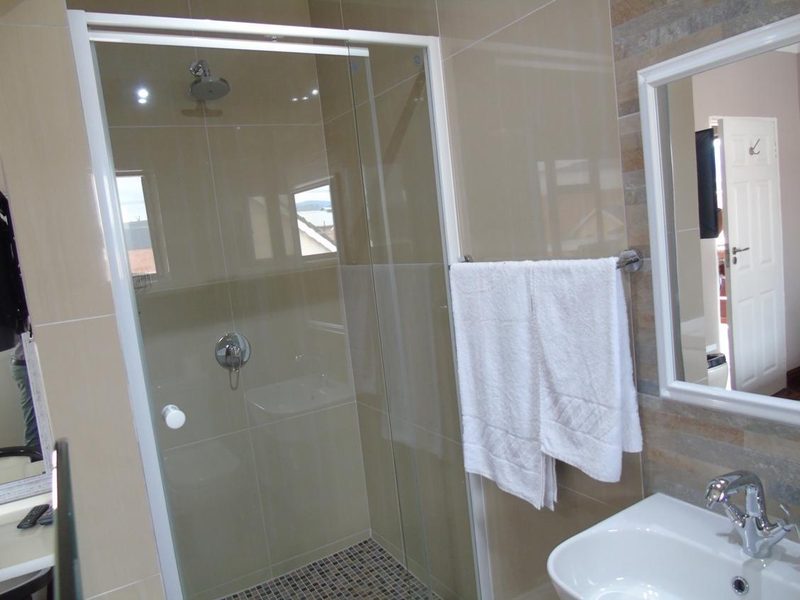 The Musafer Travel Lodge Питърмарицбург Екстериор снимка