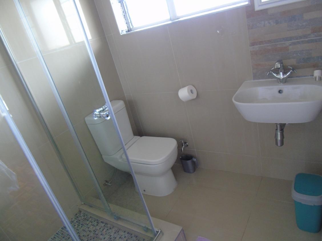 The Musafer Travel Lodge Питърмарицбург Екстериор снимка